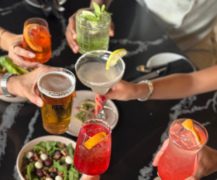 R60 Tapas | Cocktails